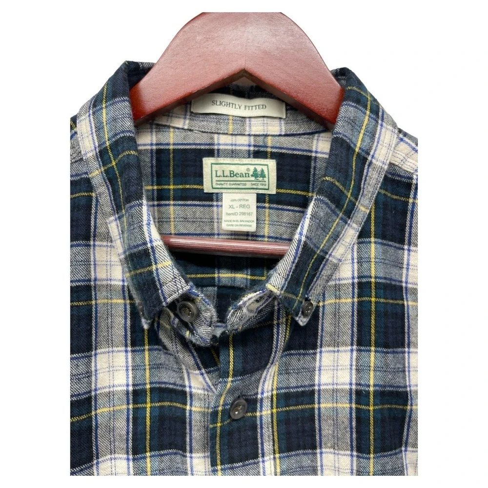 L.L.Bean Mens XL Plaid Button Down Long Sleeve‎ Shirt
